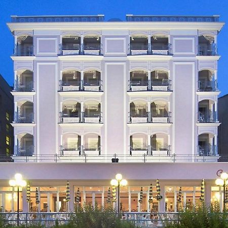 Hotel Continental Cattolica Luaran gambar
